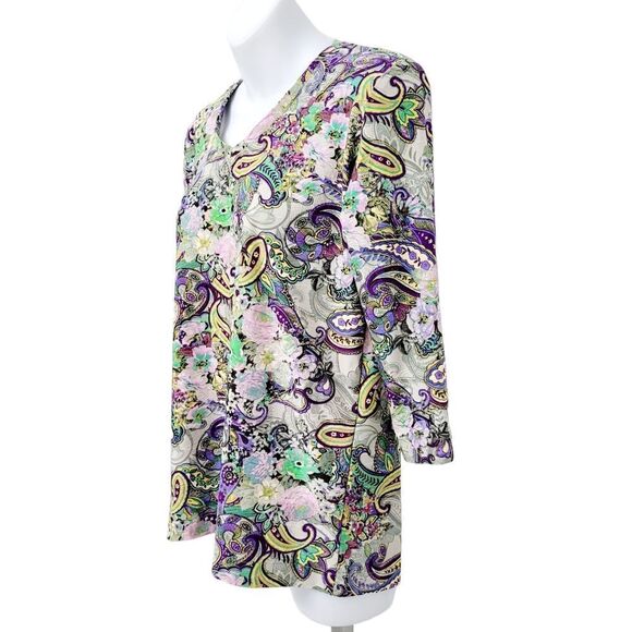 2/$20 Y2K Purple Floral Pattern Top Blouse Size: M - Picture 2 of 5